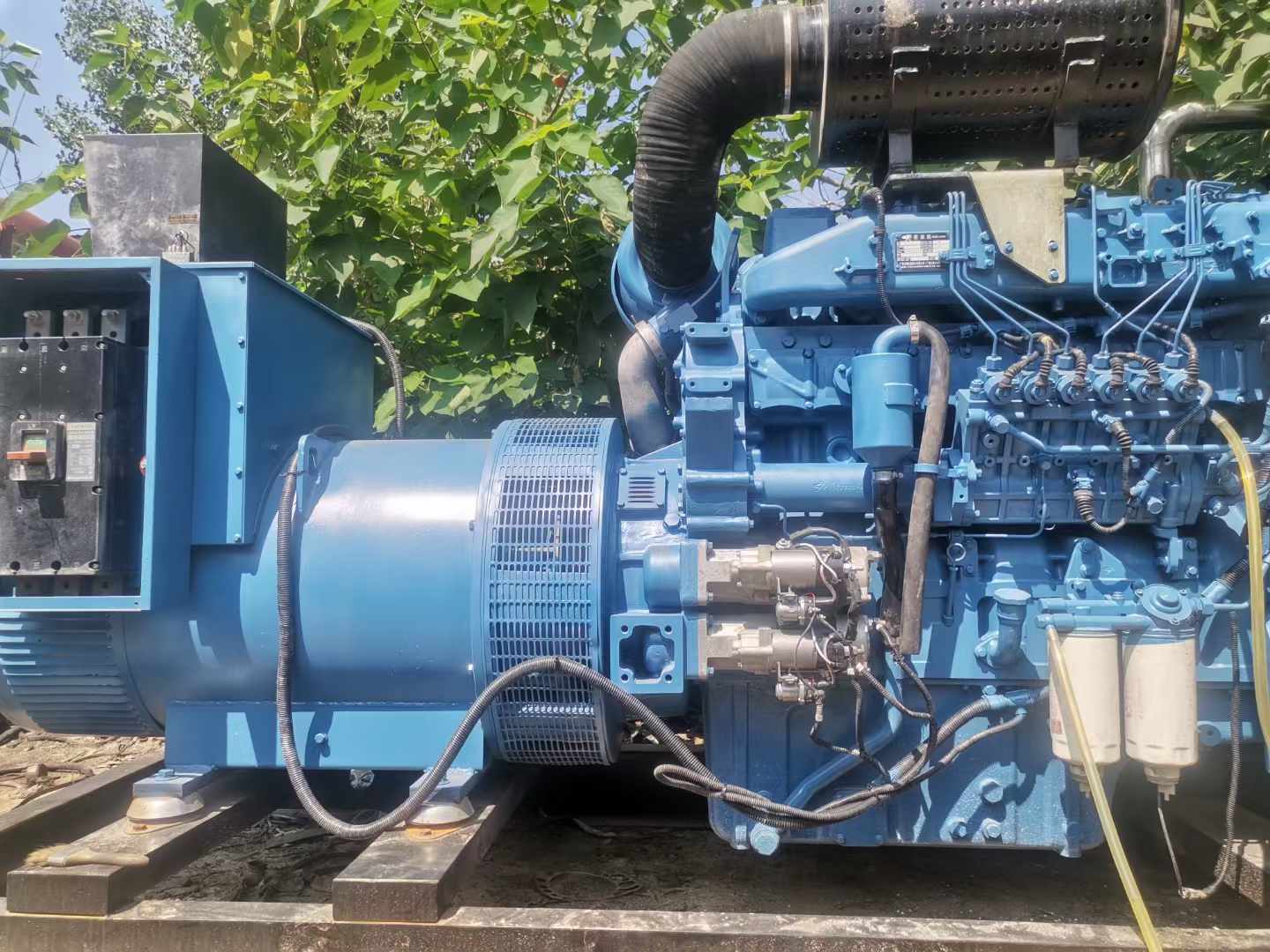 民勤详细说明降低 800kW 柴油发电机输出电流波动的方法